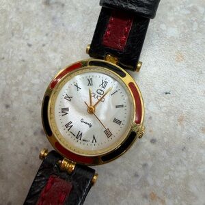 Gucci Black and Red Women's Watch vintage rare mother of pearl face